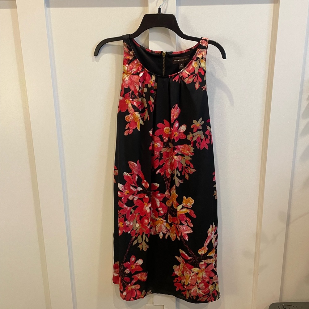 Floral Sleeveless Dress - Black and Pink